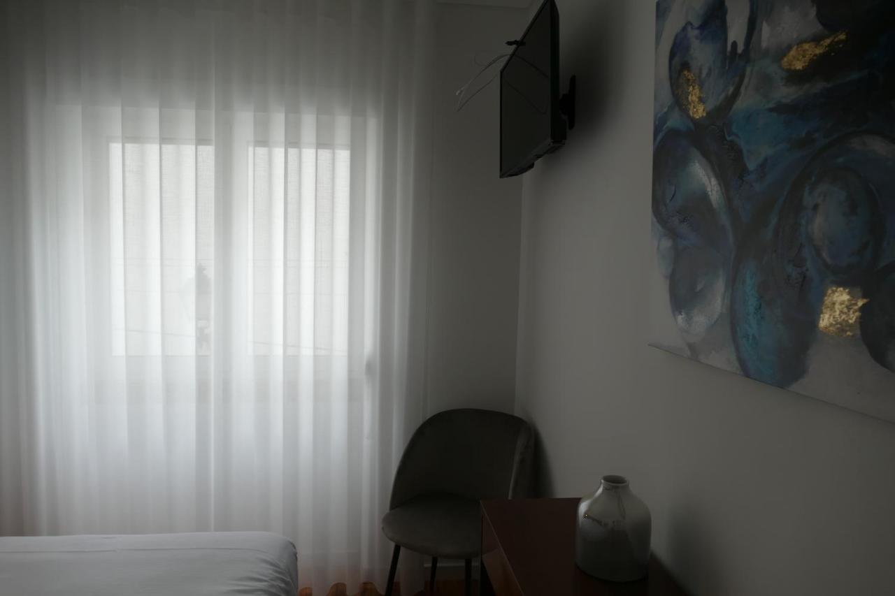 Guest House Eca - Centro Historico レイリア エクステリア 写真